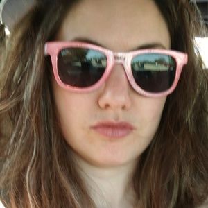 Meet your Posher, Natasha